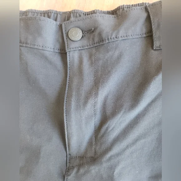Banana Republic Men's Shorts size 34 - Picture 2 of 7